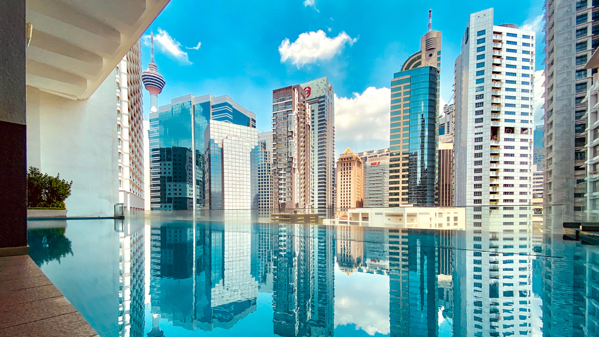 Ramada Suites by Wyndham KLCC Infinity Pool