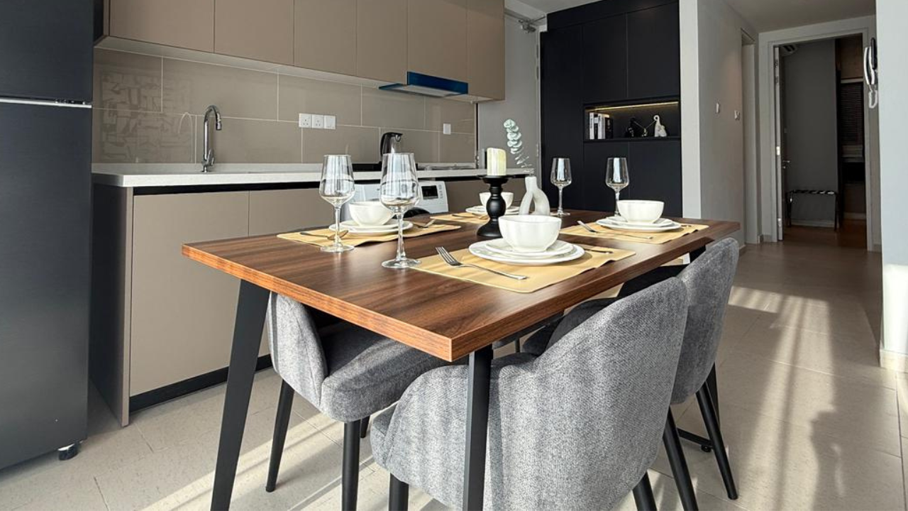 Isola KLCC 2 Bedroom Dining